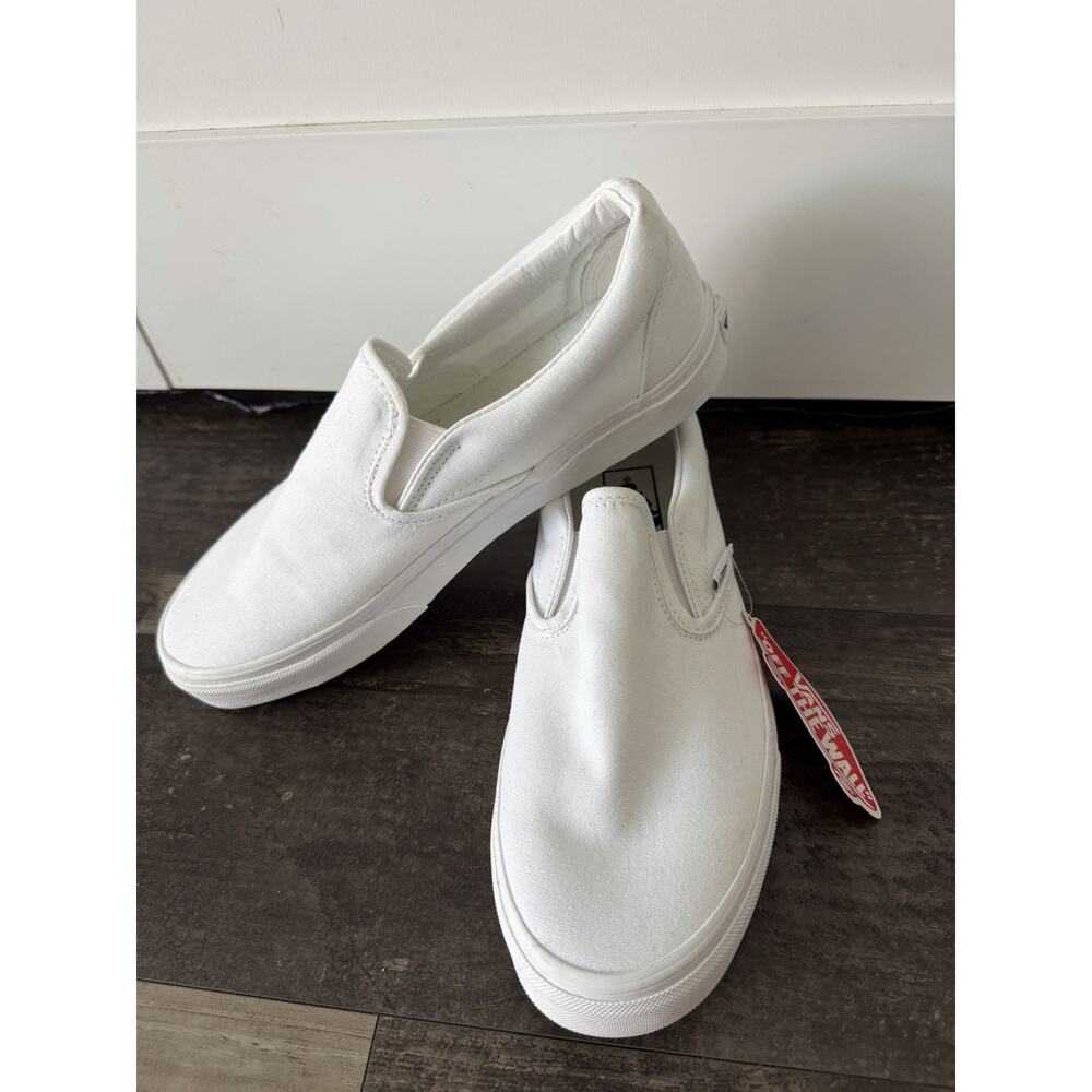 Vans True White Women’s Off The Wall Slip-on Size 10 NWT No Box